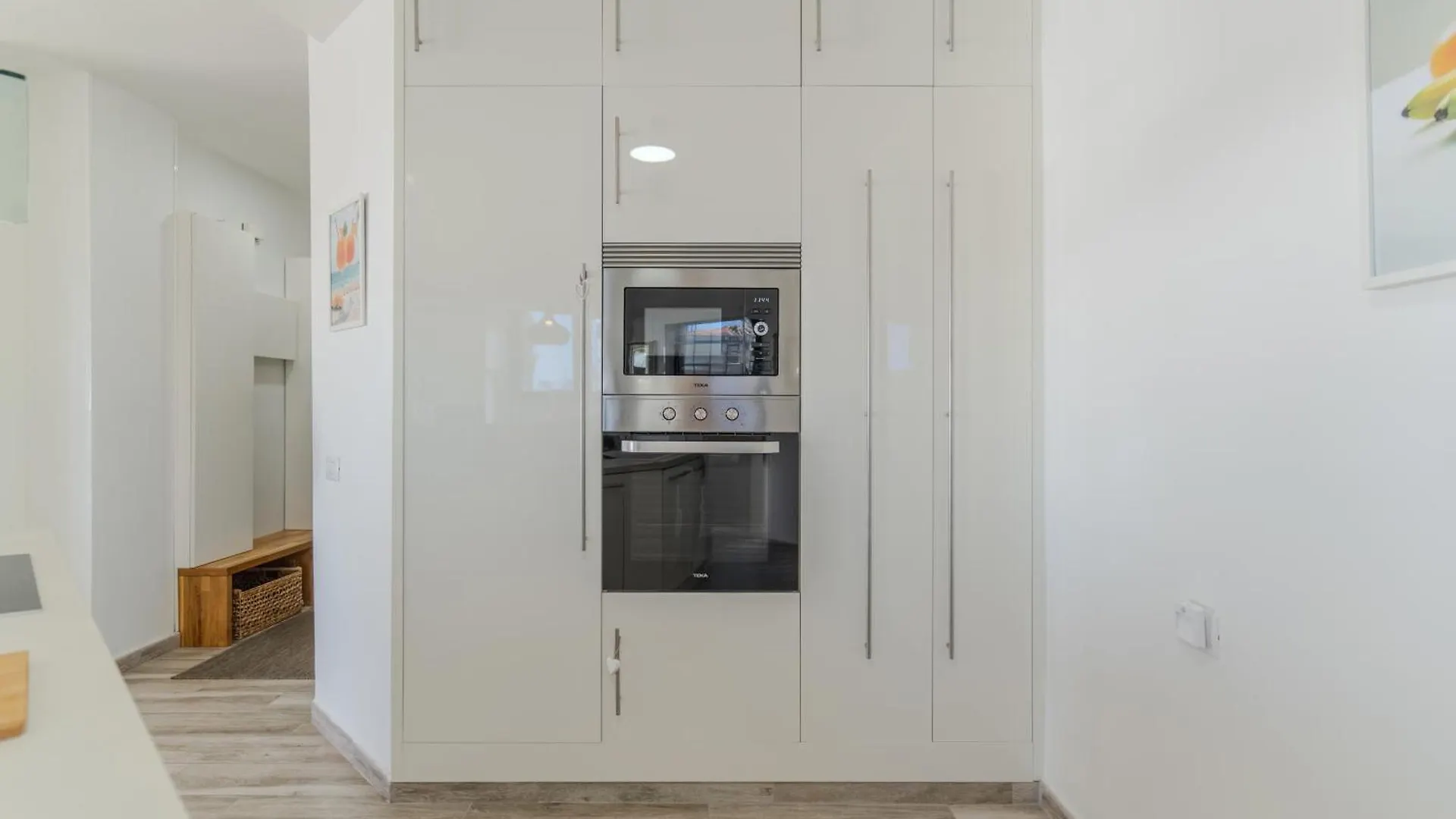 Luxury 2 Bedrooms Apartment Norton With Amazing Views In Коста-дель-Силенцио