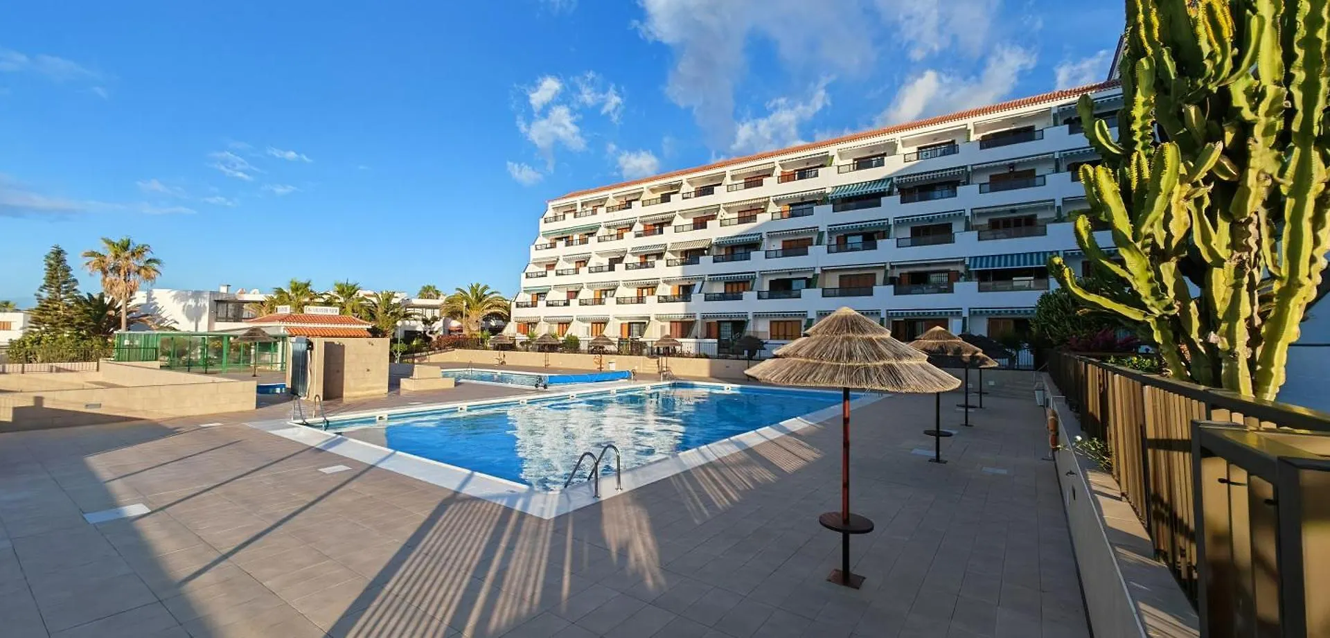 Luxury 2 Bedrooms Apartment Norton With Amazing Views In Коста-дель-Силенцио 0*,  Испания