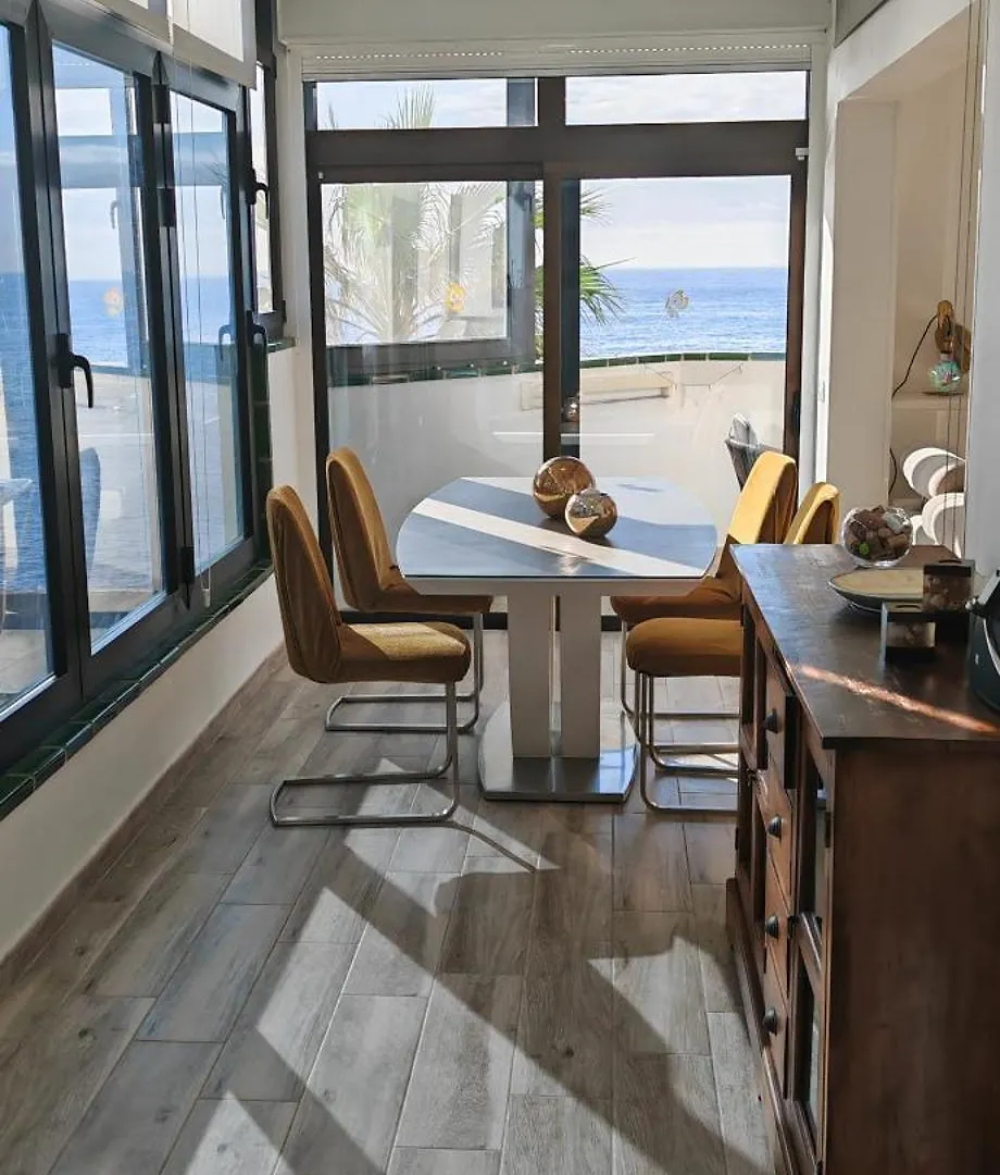 Luxury 2 Bedrooms Apartment Norton With Amazing Views In Коста-дель-Силенцио
