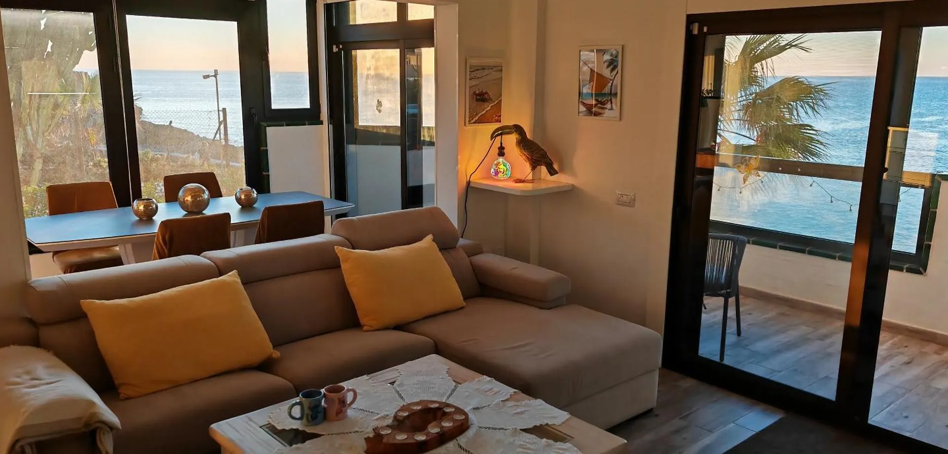 Luxury 2 Bedrooms Apartment Norton With Amazing Views In Коста-дель-Силенцио
