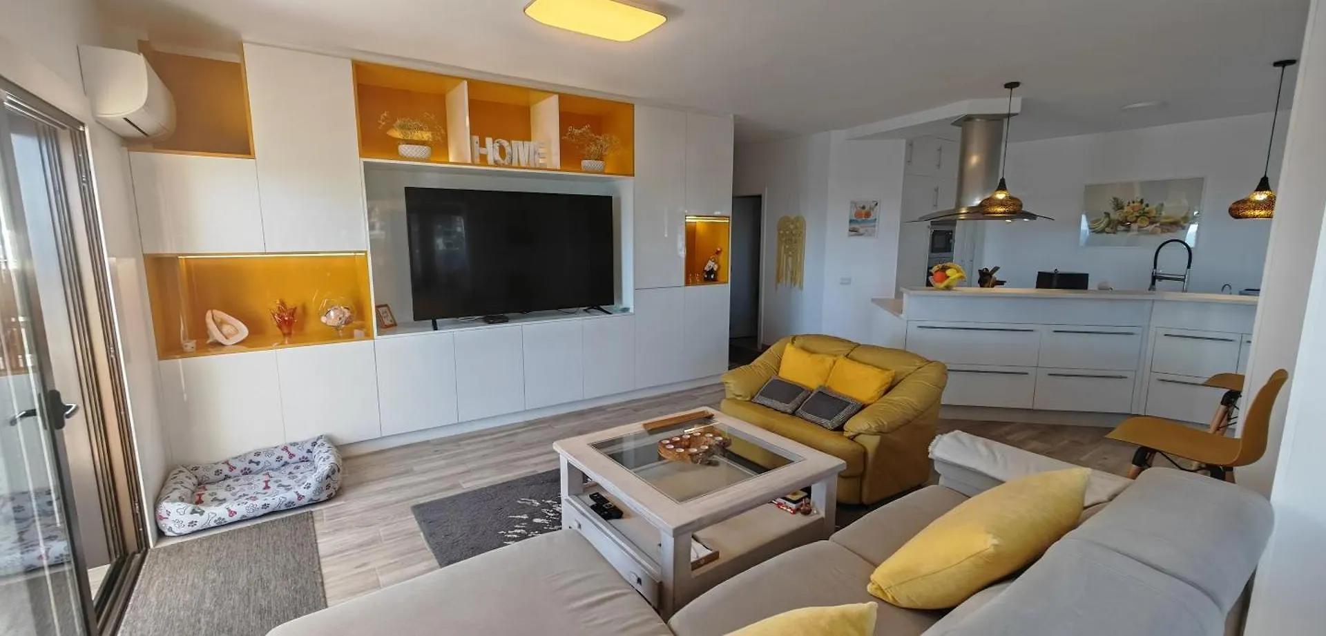 Luxury 2 Bedrooms Apartment Norton With Amazing Views In Коста-дель-Силенцио