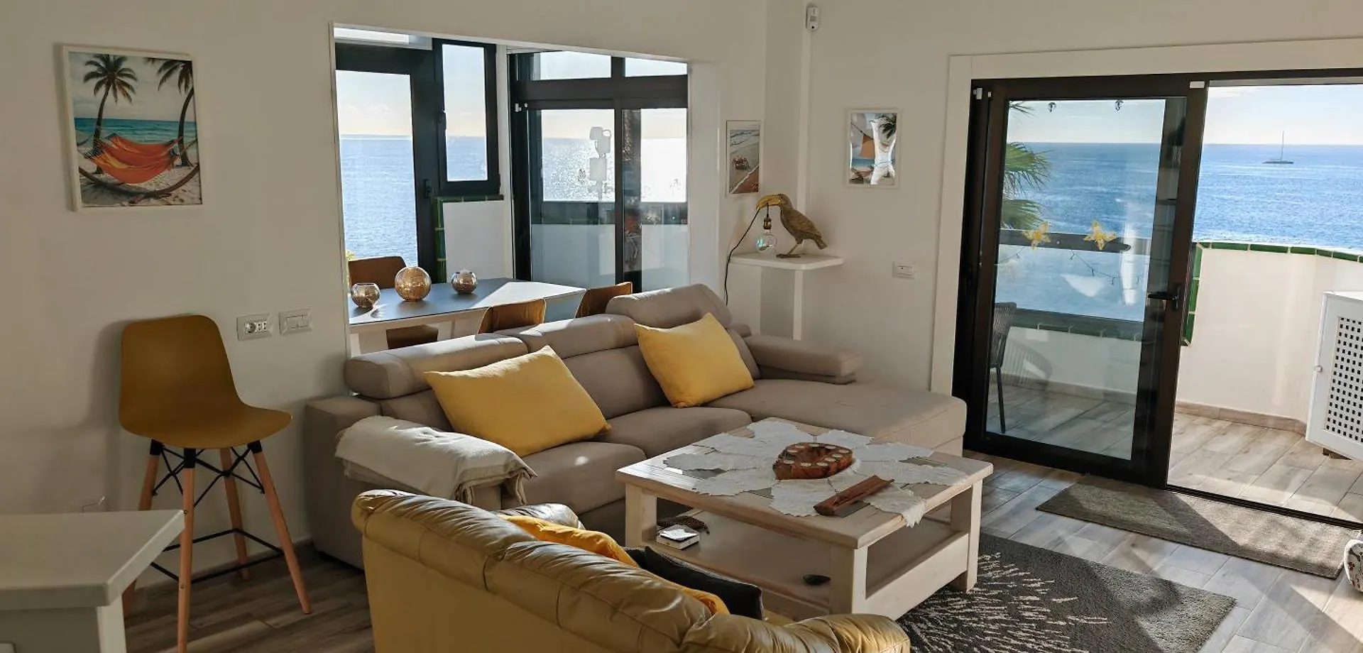 Luxury 2 Bedrooms Apartment Norton With Amazing Views In Коста-дель-Силенцио