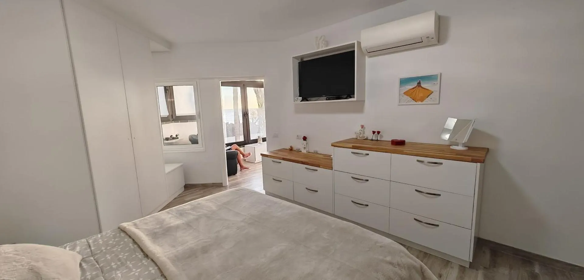 Luxury 2 Bedrooms Apartment Norton With Amazing Views In Коста-дель-Силенцио Испания